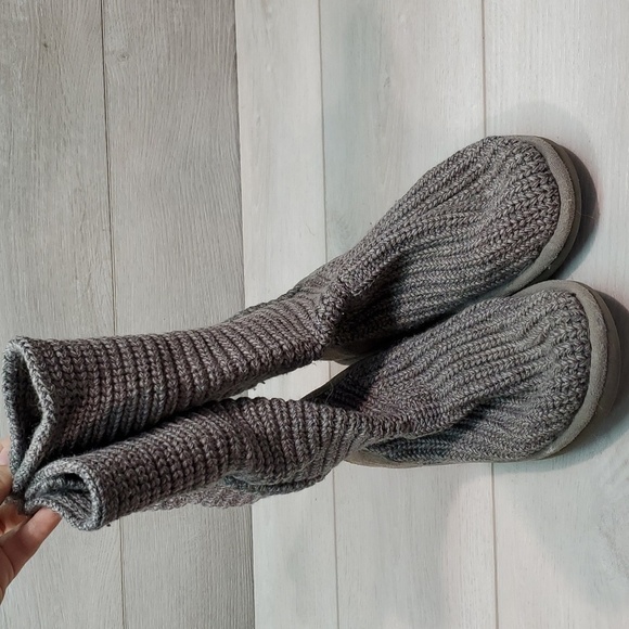 Ugg Australia Women 5649 Sweater Cardi Boots shoes sz 4 - Picture 5 of 9